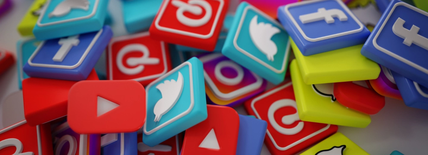 The Role of Social Media Marketing in Student Recruitment and Engagement